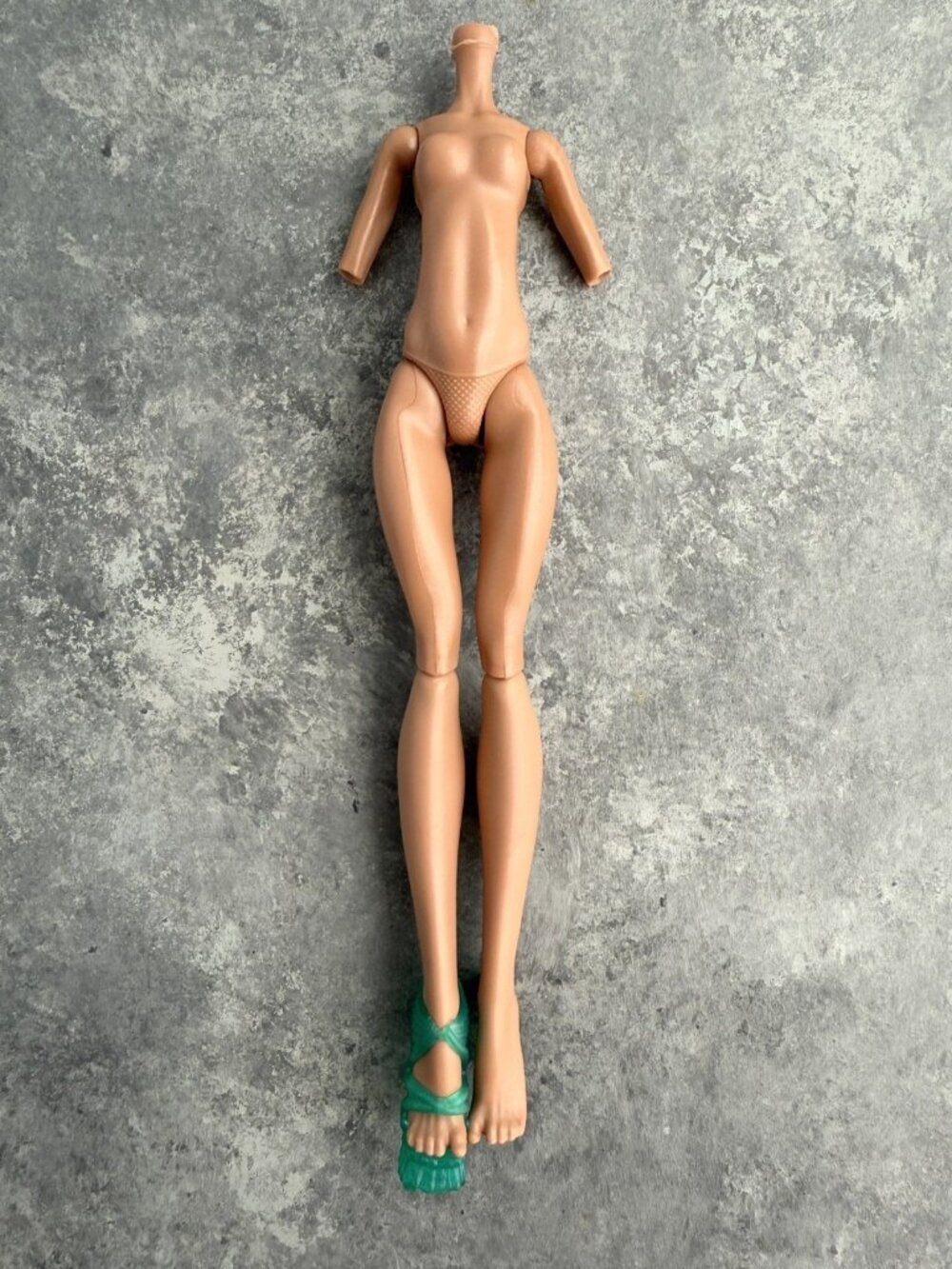 Monster High Nefera de Nile Boo York Doll Body NO Arms Hands or Head CKC65 READ
